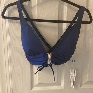 NWT navy and white mix bathing suit top 34D